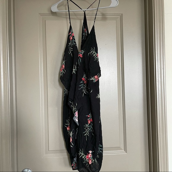 Top - Picture 2 of 4